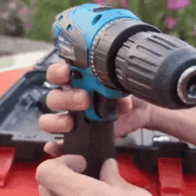 Taladro Inalámbrico Makita 48V con Luz LED Maletin con 20 accesorios, Obsequio Juego de 34 Raches ¡Incluido!